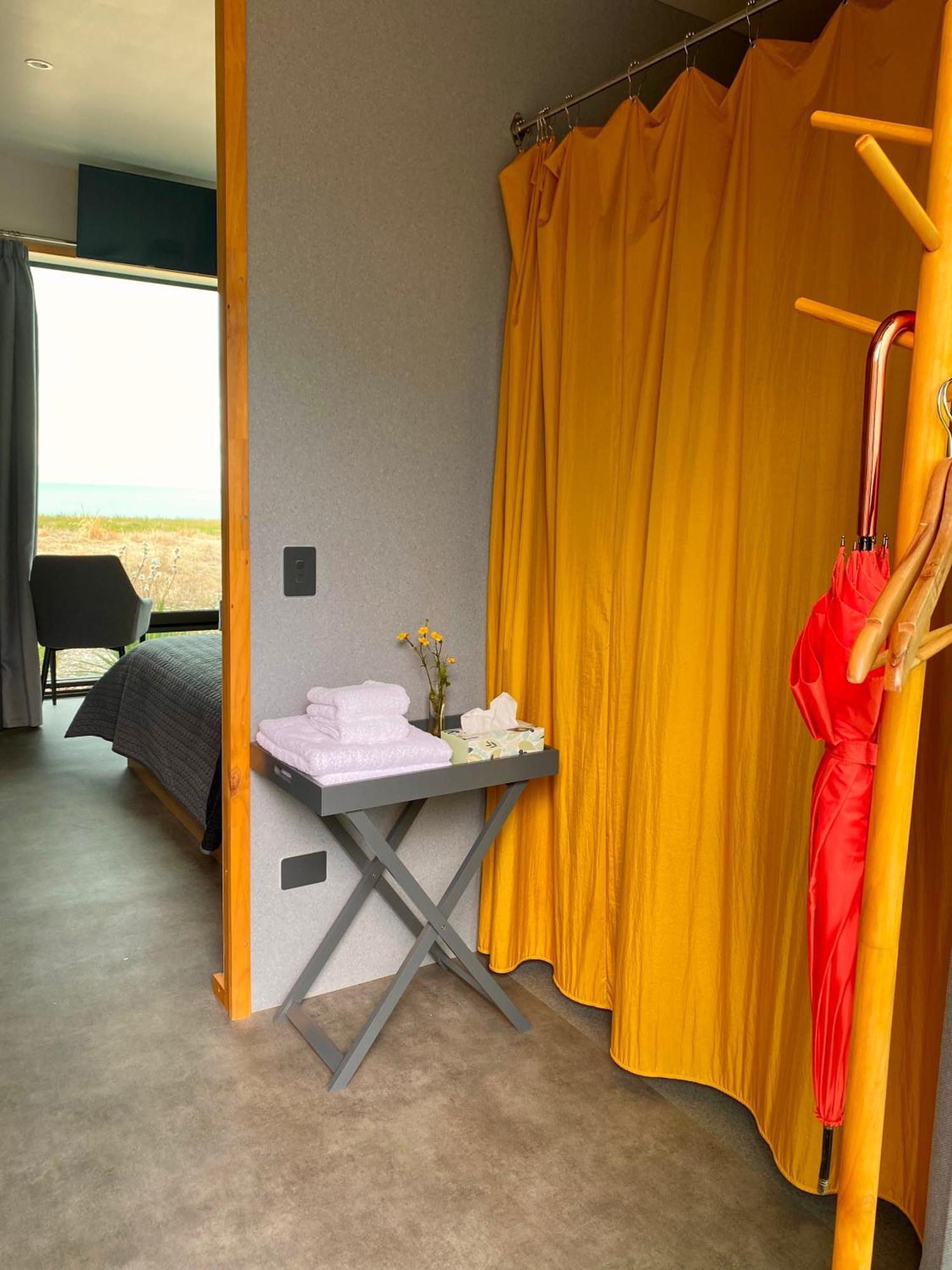 “The Cliffs” Humpridge View Motels Tuatapere Екстер'єр фото